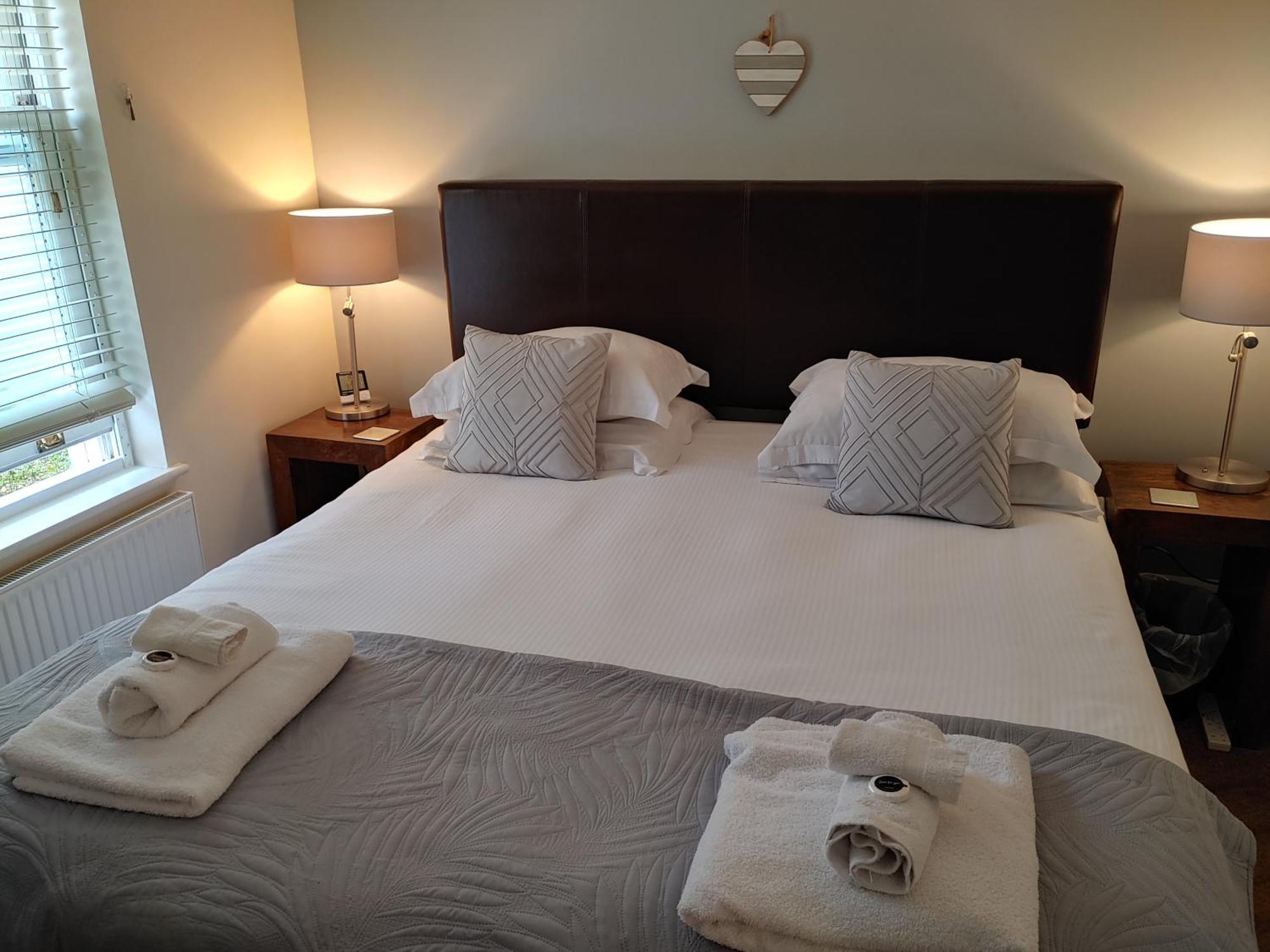 The Bath House Apartments - Free 1St Breakfast - Free Parking Exterior foto